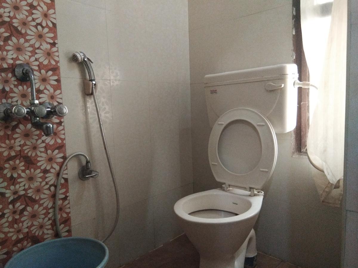 Hotel Adarsh Residency ティルパティ エクステリア 写真